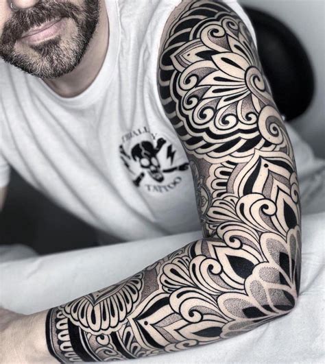 tatuajes en el pecho y brazo para hombres|50 tatuajes para hombres: tattoos pequeños, para el。